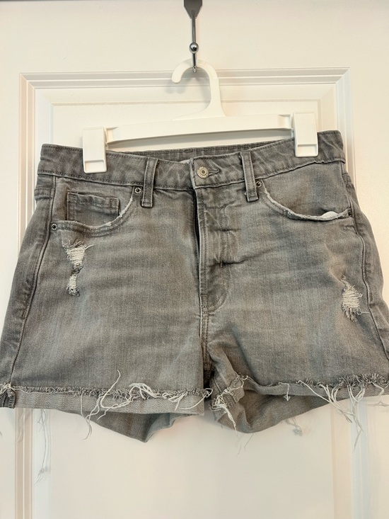 Old Navy Pants - Old Navy Gray Distressed Denim Shorts Women’s Raw Hem Cutoff Jean Shorts